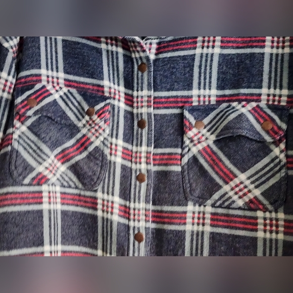ECOTÉ |  Women's Heavy Flannel Shirt |  Long Sleeve | Snaps Faded Design | M/L - Picture 4 of 6